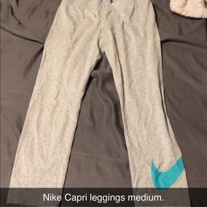 Nike Capri stretchy pants